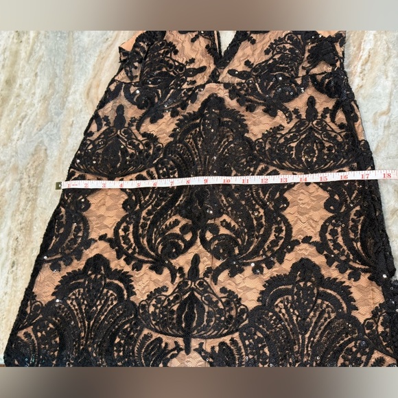 Women’s FREE PEOPLE Night Shimmer Mini dress- Size 4 - Picture 12 of 12